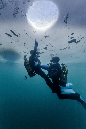 Ice diving, Evolution 2 Ice diving, Evolution 2