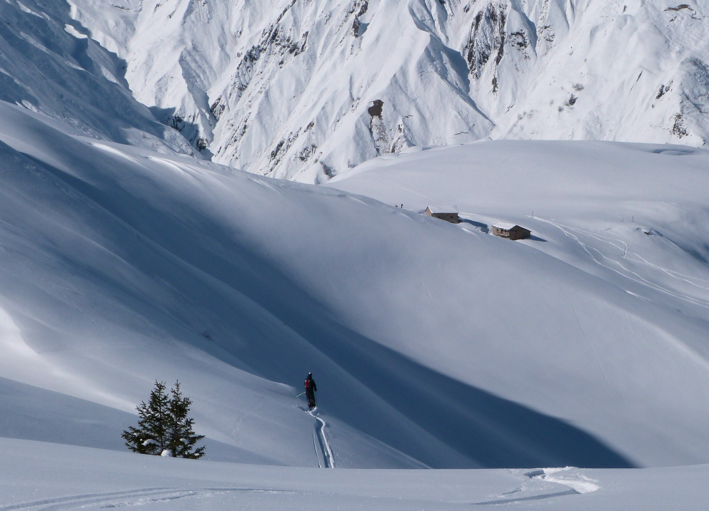 Belleville Valley off piste routes - over Col de la Fenetre
