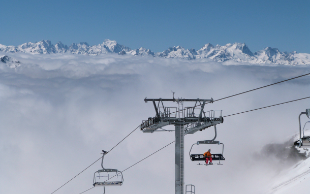 Rosael chair 11th May 2013 Val Thorens snow report - Rosael chairlift, 11th May 2013