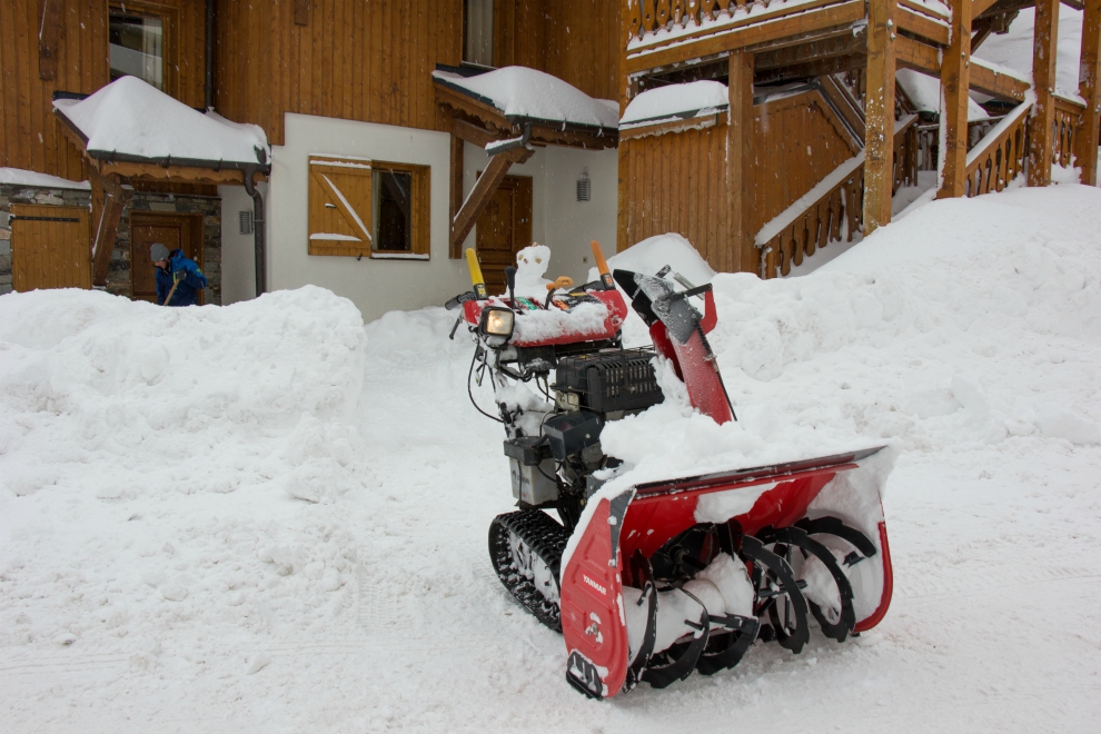 Snow clearing in Val Thorens, 18th January 2018 Snow clearing in Val Thorens, 18th January 2018