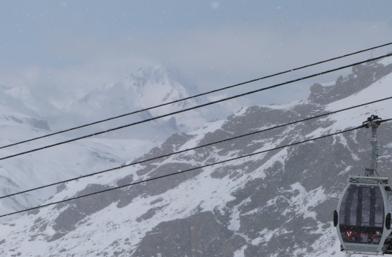 View past Cairn bubble Val Thorens snow report, 20th April 13 - view past Cairn bubble