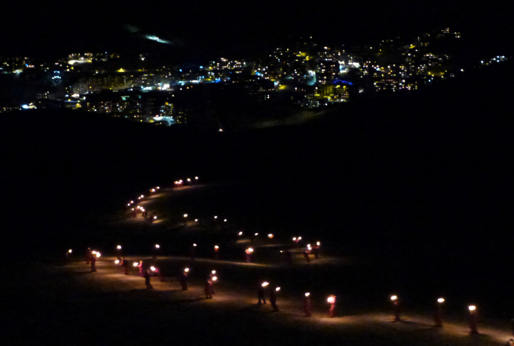 New Year's Eve Val Thorens, 31 December 2012, torchlit descent